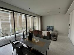 Sui Generis (D10), Condominium #556469021